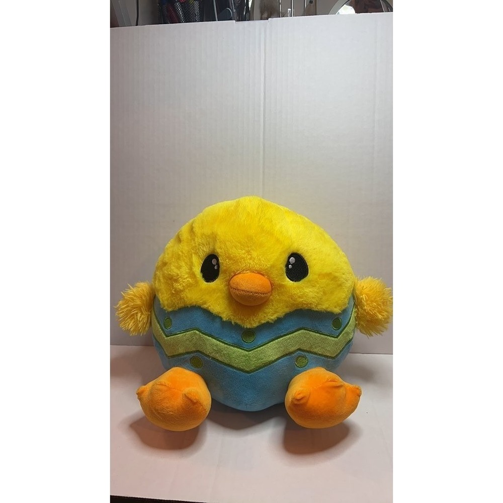 Fiesta Plush Easter Chick with Egg Design